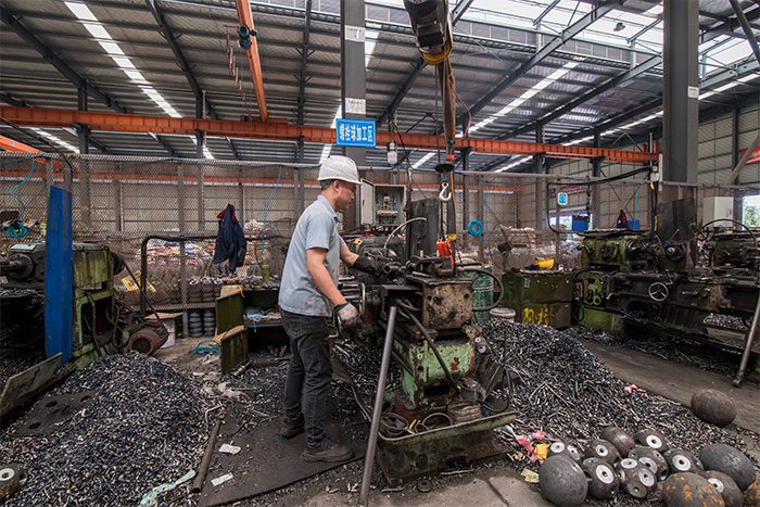 吉林网架配件-螺栓球加工车间